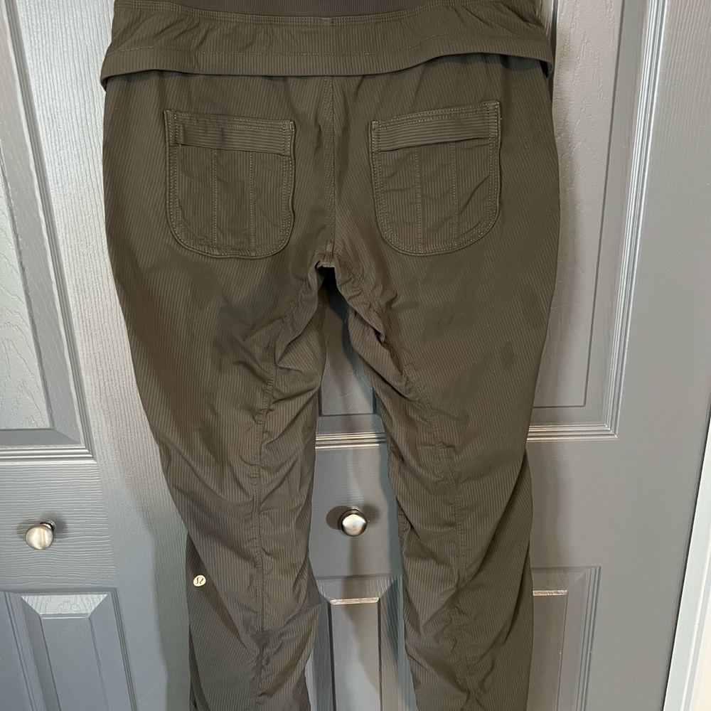 L2- 🍋Lululemon 🍋 Quick Step Pant dark olive - Picture 4 of 9